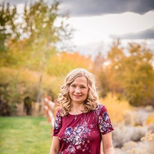 Meet your Posher, Lorie kae